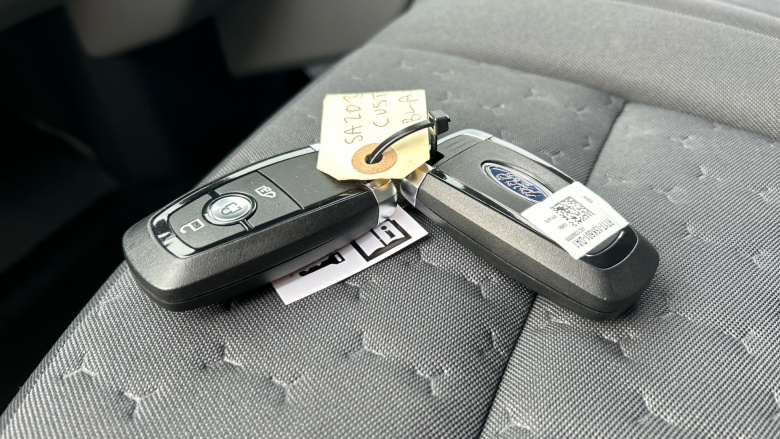 Ford Transit Custom 320 L1 Diesel Fwd 2.0 EcoBlue 136ps H1 Van Limited